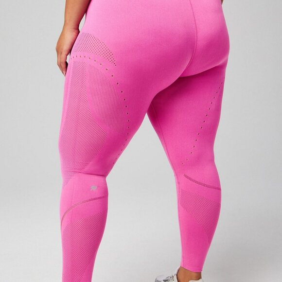 Fabletics SCULPKNIT Contour High Beach Party Leggings WOmens L Pink NEW - Picture 1 of 1